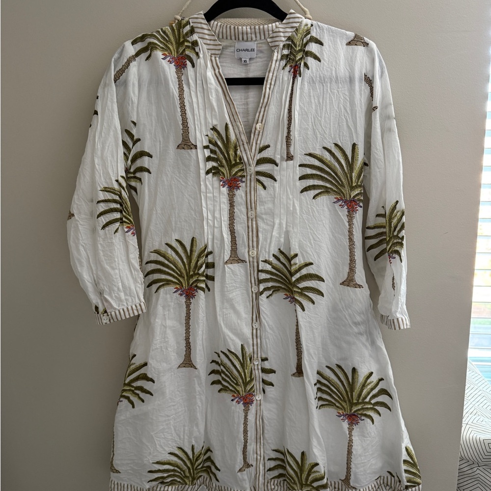 CHARLEE White Palm Tree Lyla Shift Dress